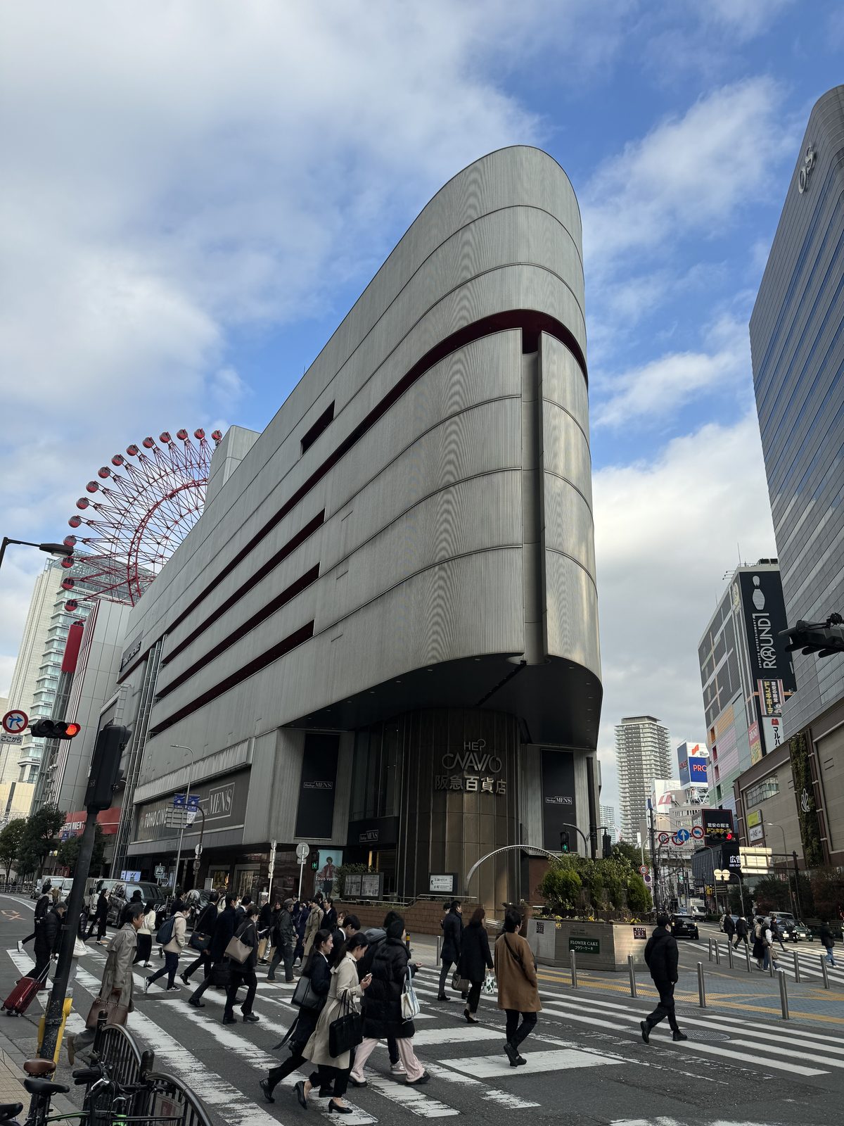 大阪・梅田での40代・50代男性向けパーソナルスタイリング 阪急メンズ大阪